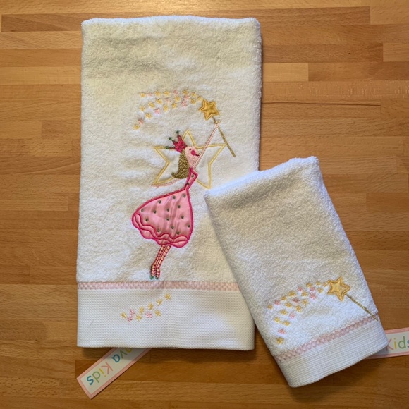 Fairy Sparkle Embroidered Towels - Picture 5 of 13